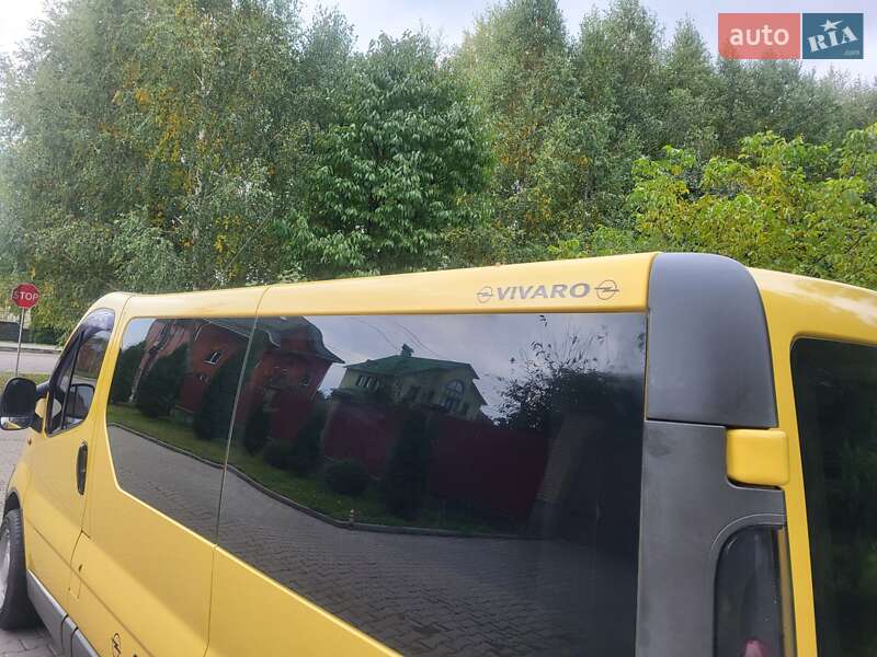 Минивэн Opel Vivaro 2004 в Хмельницком