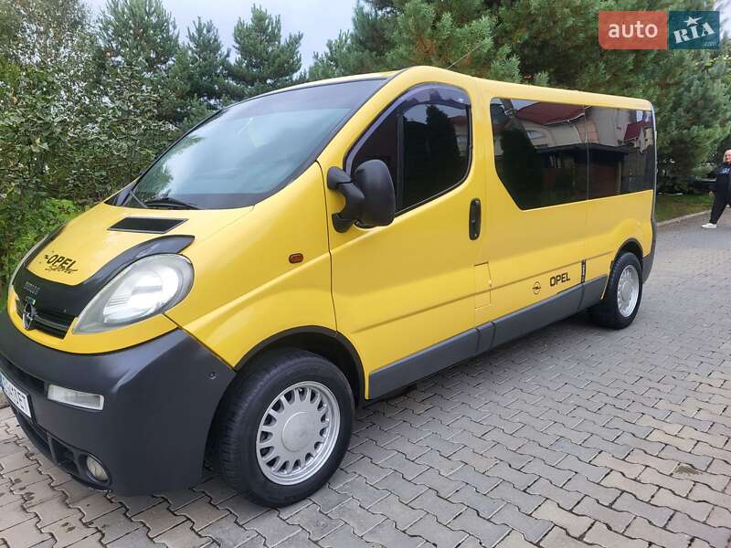 Минивэн Opel Vivaro 2004 в Хмельницком