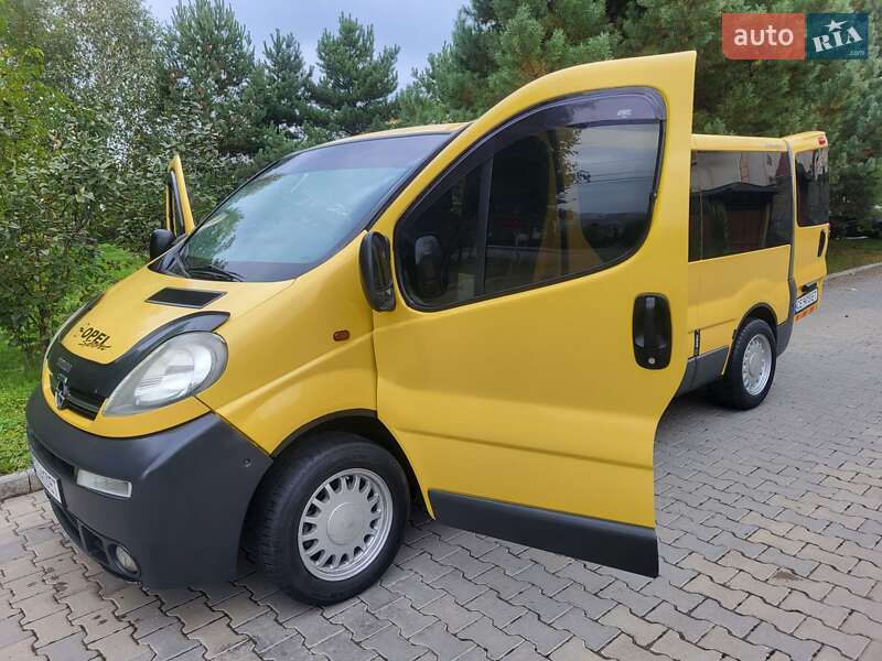 Минивэн Opel Vivaro 2004 в Хмельницком