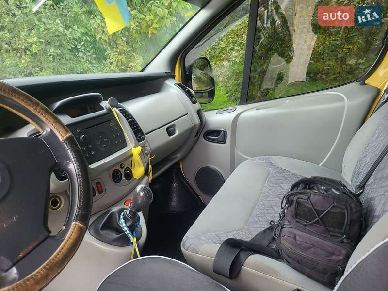 Минивэн Opel Vivaro 2004 в Хмельницком