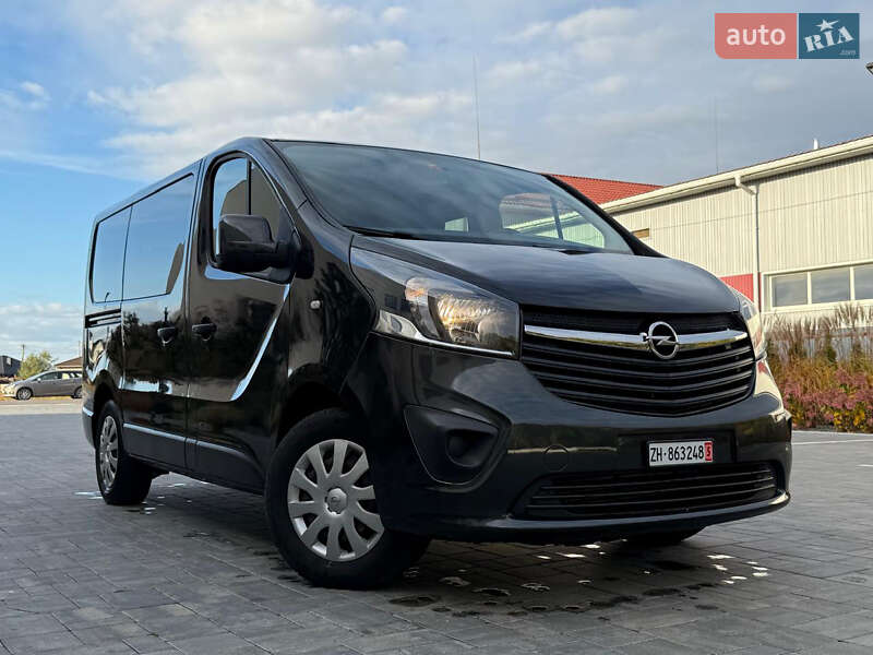 Opel Vivaro 2015