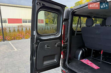 Минивэн Opel Vivaro 2015 в 