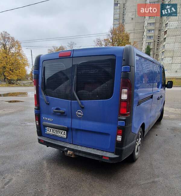 Грузовой фургон Opel Vivaro 2015 в Харькове