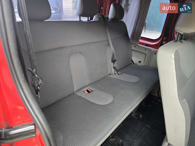 Минивэн Opel Vivaro 2008 в Запорожье фото 27 Минивэн Opel Vivaro 2008 в Запорожье
