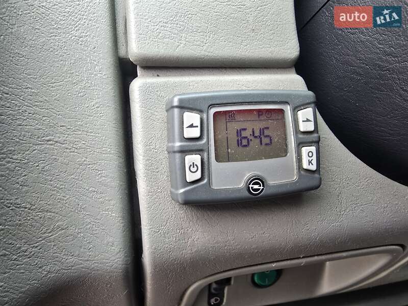 Минивэн Opel Vivaro 2008 в Запорожье фото 35 Минивэн Opel Vivaro 2008 в Запорожье