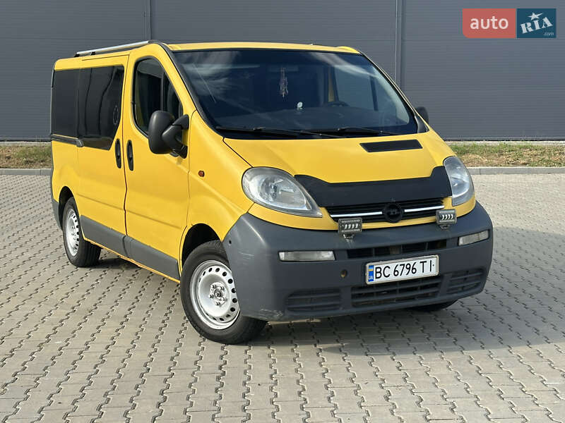Opel Vivaro 2004