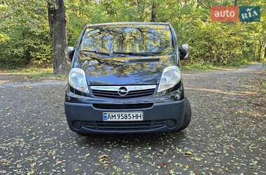 Минивэн Opel Vivaro 2007 в 