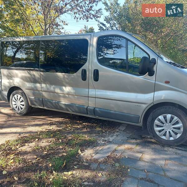 Мінівен Opel Vivaro 2011 в Житомирі фото 2 Мінівен Opel Vivaro 2011 в Житомирі