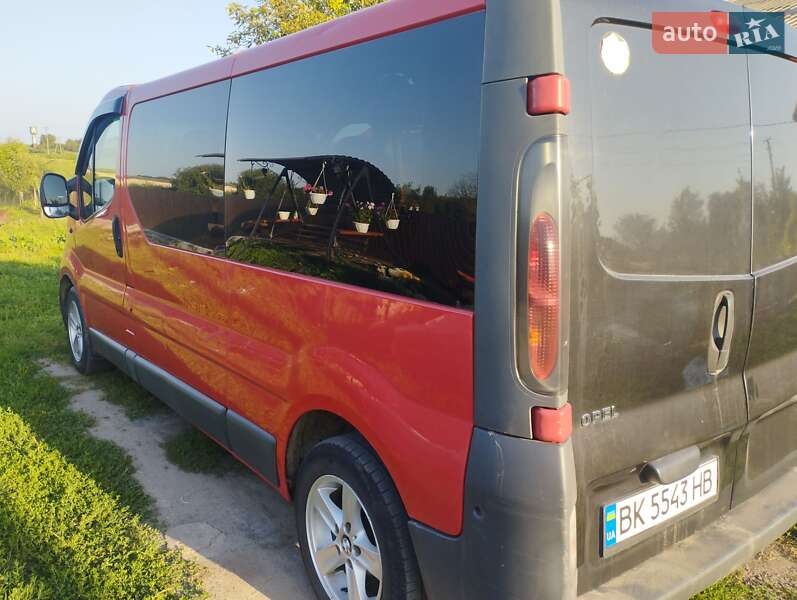 Минивэн Opel Vivaro 2004 в Остроге фото 9 Минивэн Opel Vivaro 2004 в Остроге