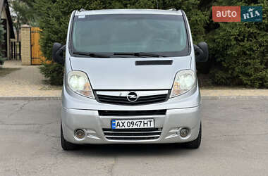 Минивэн Opel Vivaro 2009 в 