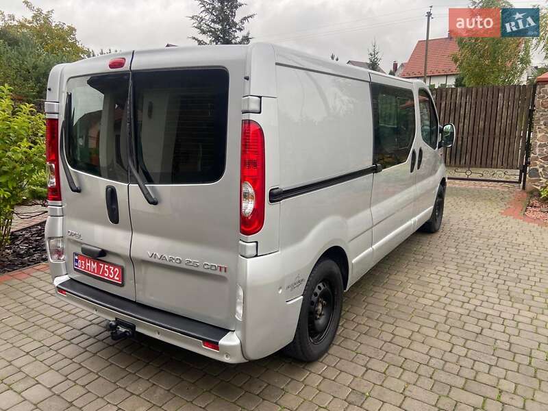 Минивэн Opel Vivaro 2012 в Луцке фото 5 Минивэн Opel Vivaro 2012 в Луцке