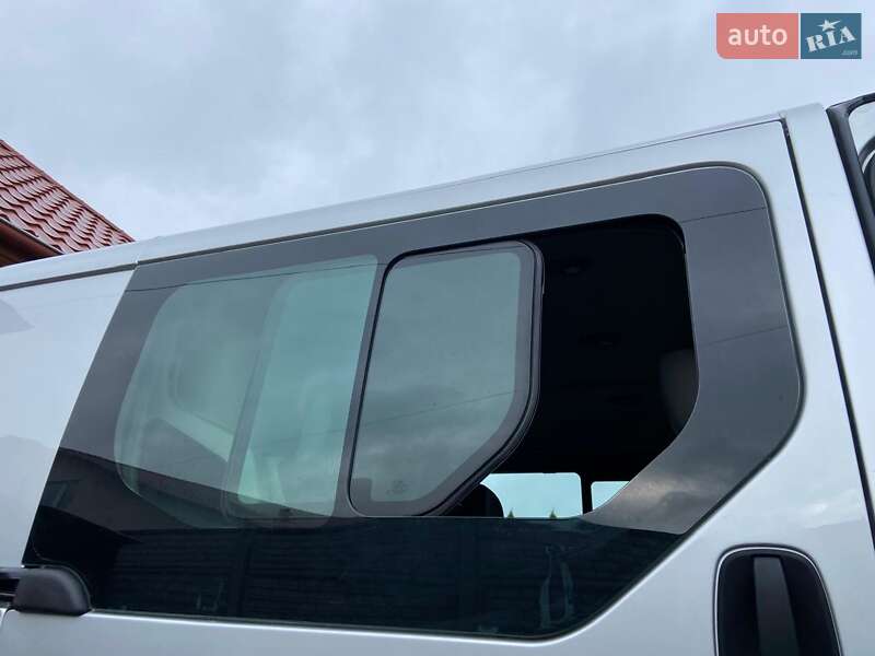 Минивэн Opel Vivaro 2012 в Луцке фото 21 Минивэн Opel Vivaro 2012 в Луцке