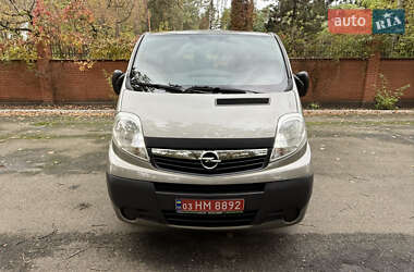 Минивэн Opel Vivaro 2013 в 