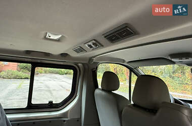 Минивэн Opel Vivaro 2013 в 