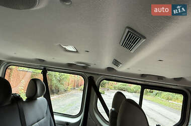 Минивэн Opel Vivaro 2013 в 