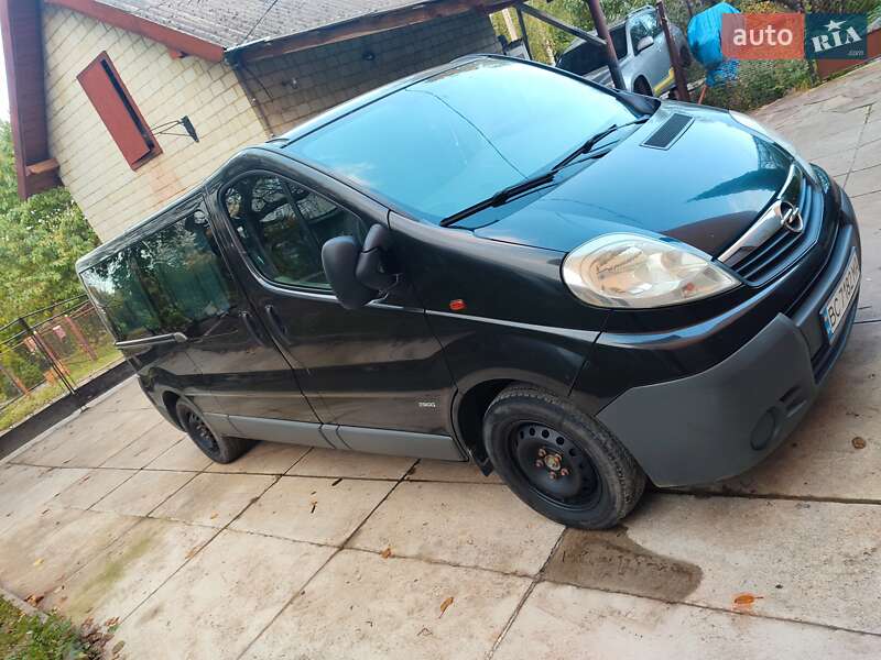 Мінівен Opel Vivaro 2012 в Бориславі