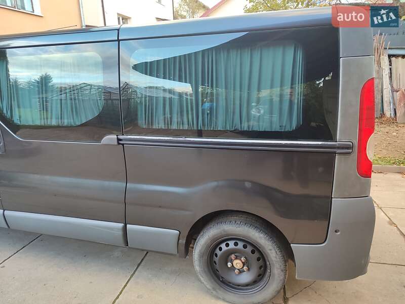 Мінівен Opel Vivaro 2012 в Бориславі