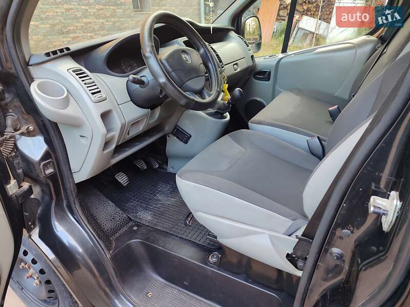 Мінівен Opel Vivaro 2012 в Бориславі