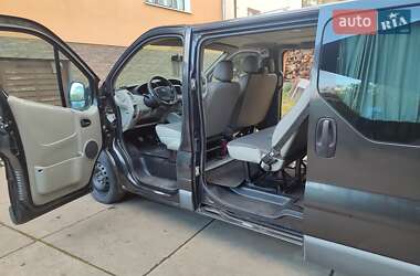 Мінівен Opel Vivaro 2012 в  фото 21 Мінівен Opel Vivaro 2012 в