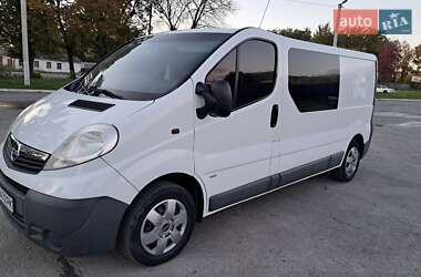 Минивэн Opel Vivaro 2013 в 