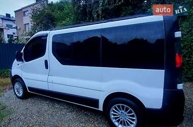Минивэн Opel Vivaro 2004 в 