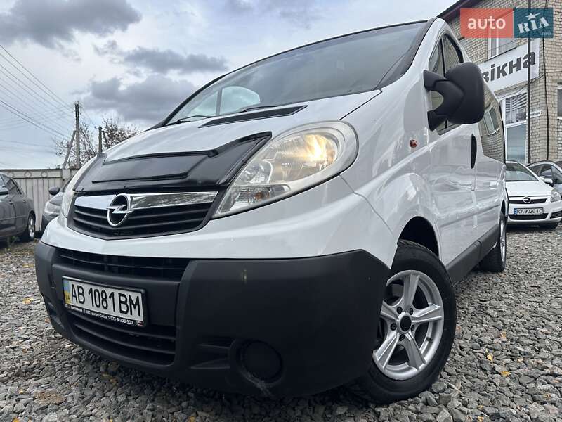 Минивэн Opel Vivaro 2007 в Смеле