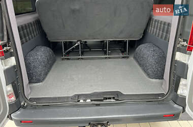 Минивэн Opel Vivaro 2013 в 