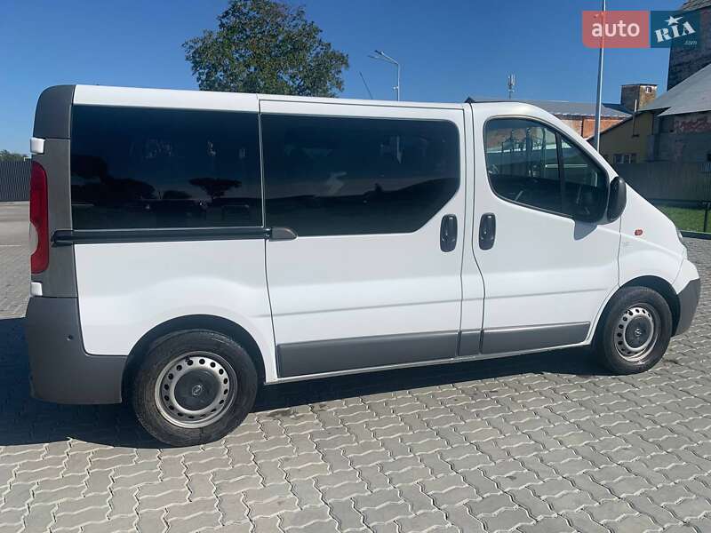 Минивэн Opel Vivaro 2010 в Дрогобыче фото 2 Минивэн Opel Vivaro 2010 в Дрогобыче
