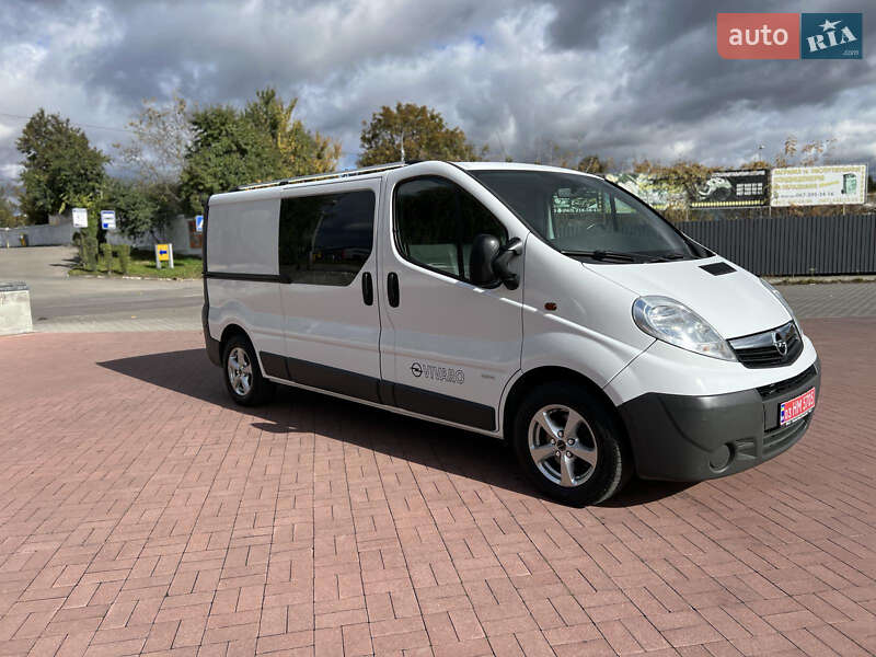 Мінівен Opel Vivaro 2014 в Рівному фото 13 Мінівен Opel Vivaro 2014 в Рівному