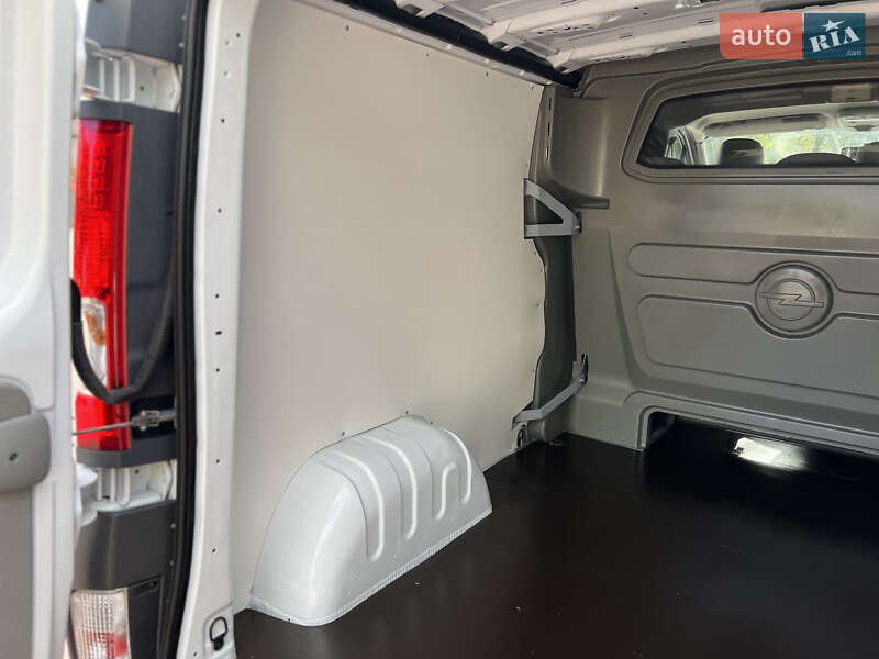 Мінівен Opel Vivaro 2014 в Рівному фото 36 Мінівен Opel Vivaro 2014 в Рівному