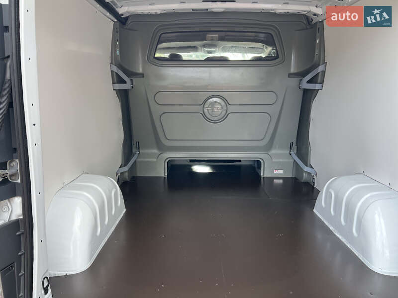 Мінівен Opel Vivaro 2014 в Рівному фото 41 Мінівен Opel Vivaro 2014 в Рівному