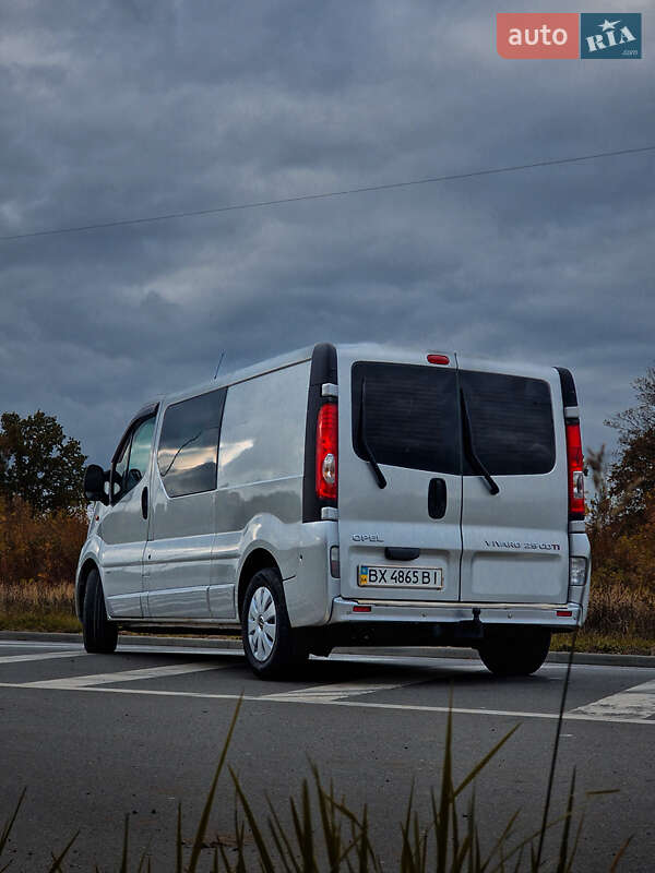 Мінівен Opel Vivaro 2008 в Хмельницькому