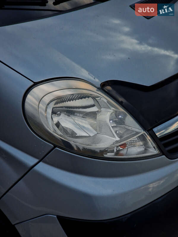 Мінівен Opel Vivaro 2008 в Хмельницькому