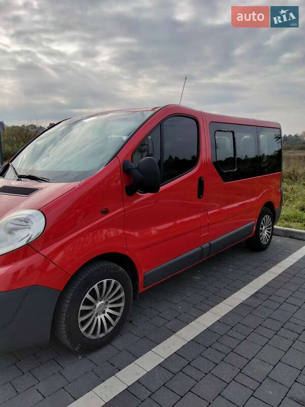 Вантажопасажирський фургон Opel Vivaro 2008 в Львові фото 5 Вантажопасажирський фургон Opel Vivaro 2008 в Львові