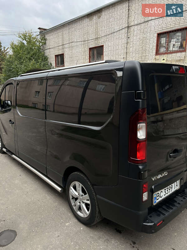 Мінівен Opel Vivaro 2017 в Львові фото 5 Мінівен Opel Vivaro 2017 в Львові