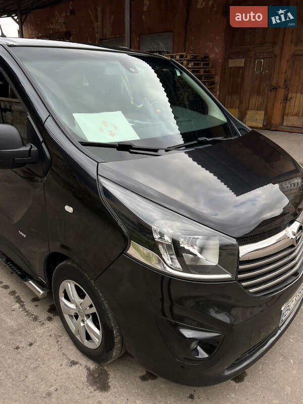 Мінівен Opel Vivaro 2017 в Львові фото 16 Мінівен Opel Vivaro 2017 в Львові