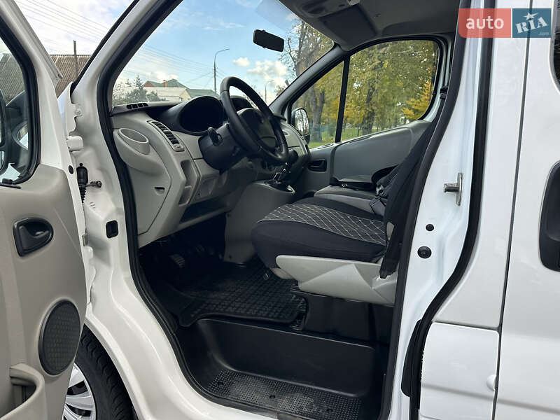 Минивэн Opel Vivaro 2014 в Виннице