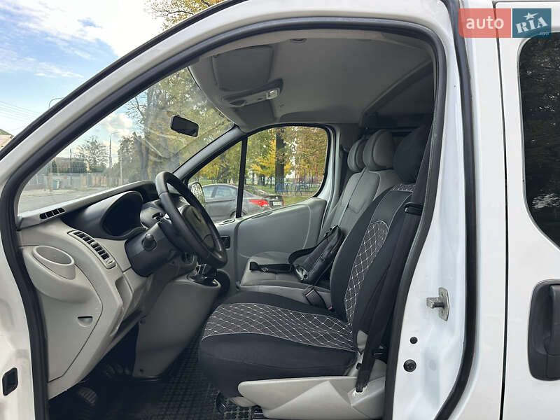 Минивэн Opel Vivaro 2014 в Виннице
