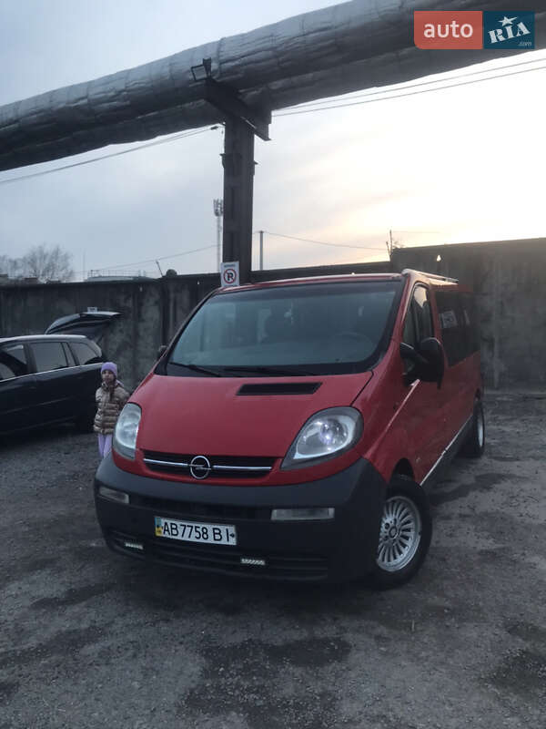Мінівен Opel Vivaro 2002 в Вінниці