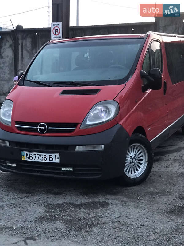 Мінівен Opel Vivaro 2002 в Вінниці