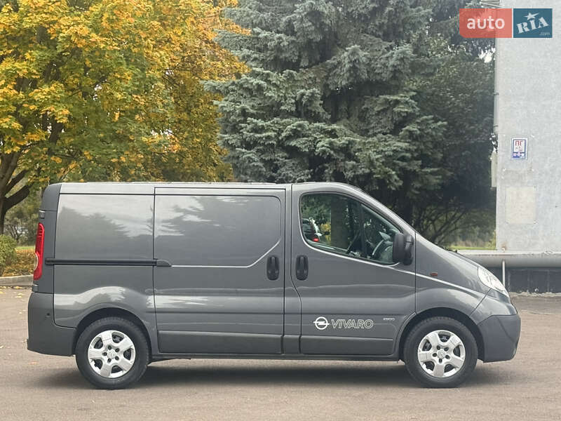 Вантажний фургон Opel Vivaro 2013 в Рівному фото 13 Вантажний фургон Opel Vivaro 2013 в Рівному