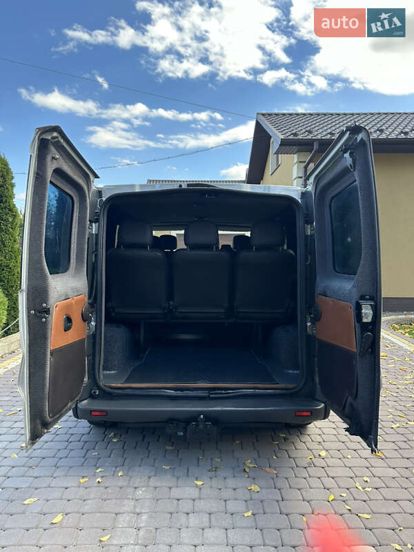 Минивэн Opel Vivaro 2002 в Косове фото 33 Минивэн Opel Vivaro 2002 в Косове