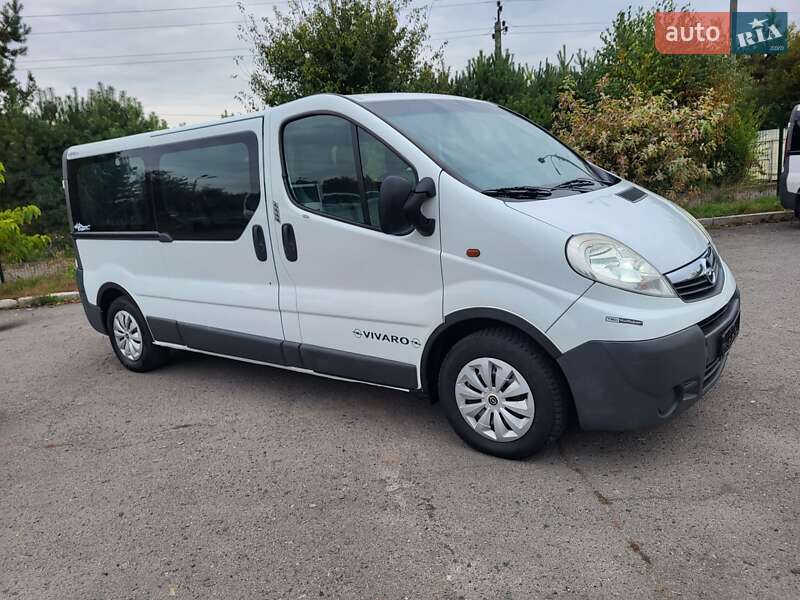 Мінівен Opel Vivaro 2007 в Хмельницькому