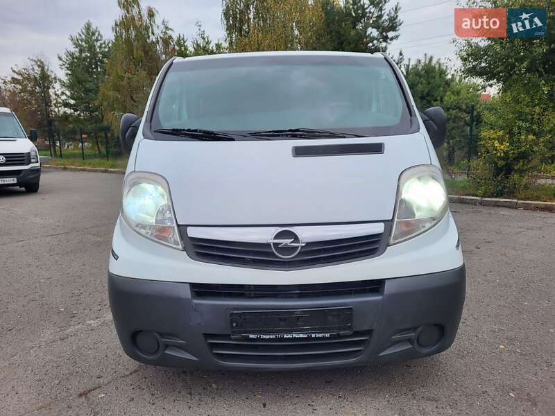 Мінівен Opel Vivaro 2007 в Хмельницькому