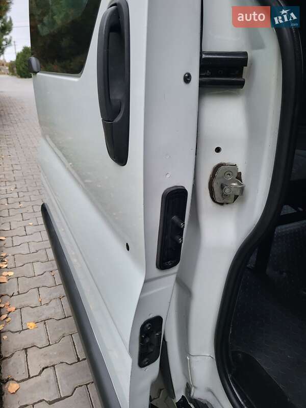 Мінівен Opel Vivaro 2007 в Хмельницькому