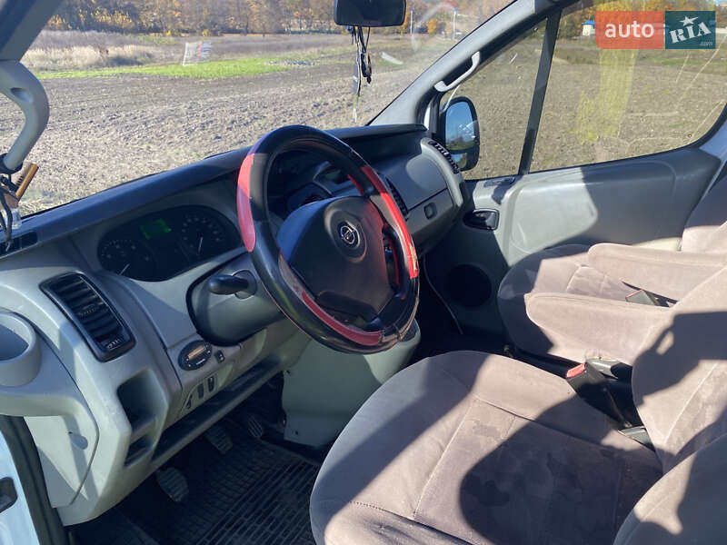 Мінівен Opel Vivaro 2007 в Володимирі