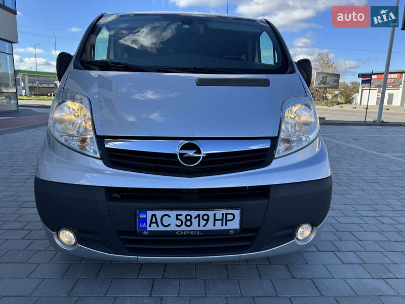 Минивэн Opel Vivaro 2011 в Ивано-Франковске фото 8 Минивэн Opel Vivaro 2011 в Ивано-Франковске