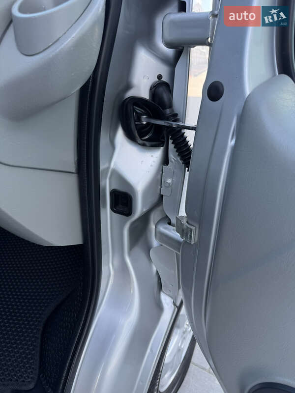 Минивэн Opel Vivaro 2011 в Ивано-Франковске фото 81 Минивэн Opel Vivaro 2011 в Ивано-Франковске