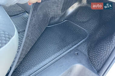 Мінівен Opel Vivaro 2012 в  фото 34 Мінівен Opel Vivaro 2012 в