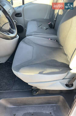 Мінівен Opel Vivaro 2012 в  фото 44 Мінівен Opel Vivaro 2012 в